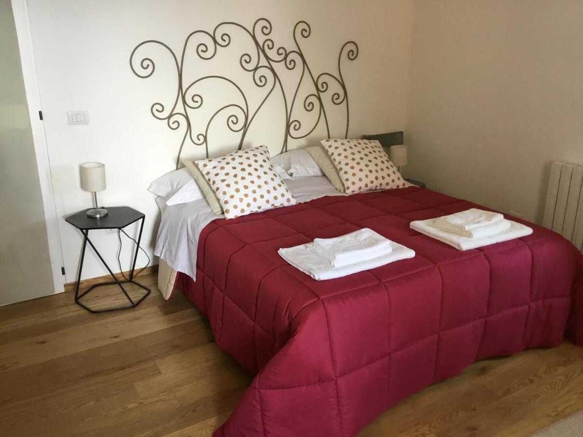 Est Locanda San Ginesio Exteriör bild