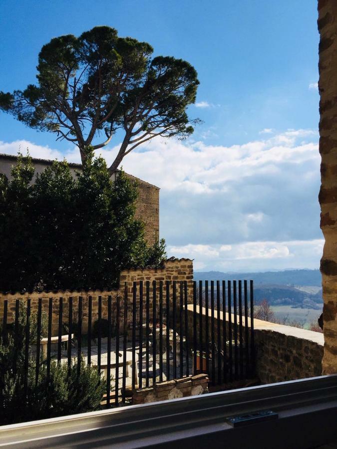 Est Locanda San Ginesio Exteriör bild
